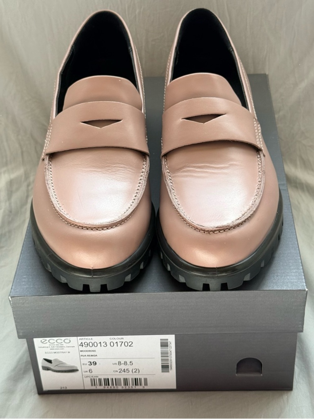 Ecco Women’s Rose  Leather Lug Sole Penny Loafers NIB 8-8.5